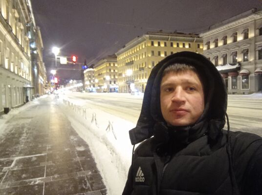  ,   Ivan, 33 ,   ,   