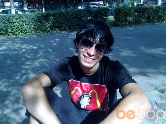  3930770  Aleks, 44 ,    