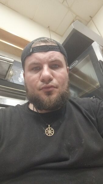  ,   Anton, 28 ,   ,   , c , 