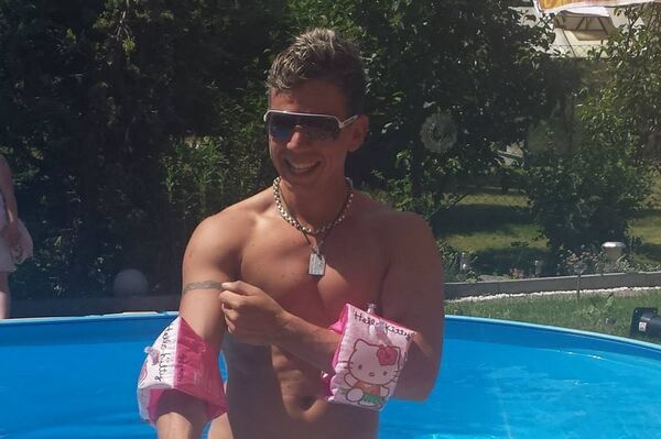  ,   Marc, 30 ,   ,   , c 