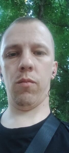  ,   Alexander, 32 ,   ,   