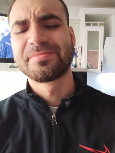  ,   Andri, 33 ,   ,   