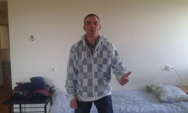  ,   Robert, 48 ,   ,   , c 