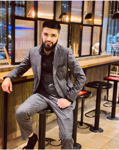  ,   Farrux, 32 ,   ,   , c 