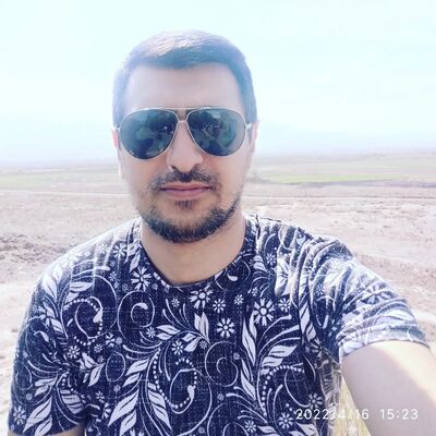  ,   Armen, 38 ,   ,   