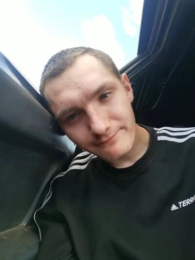   ,   Denis, 24 ,   ,   , 