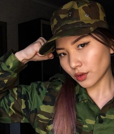  ,   Live, 28 ,   ,   , c 