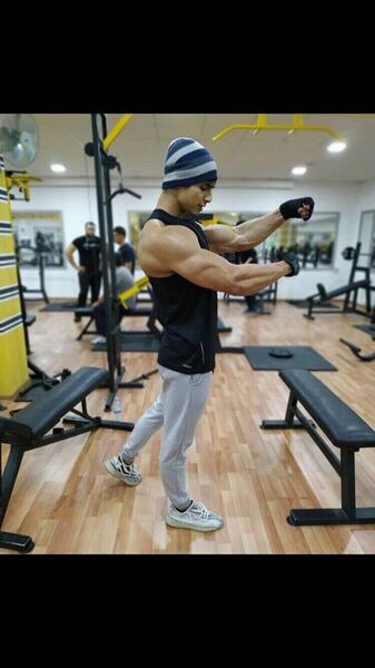  ,   Alikhan, 31 ,   ,   