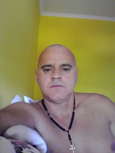  Budva,   Veselin, 53 ,     , c 