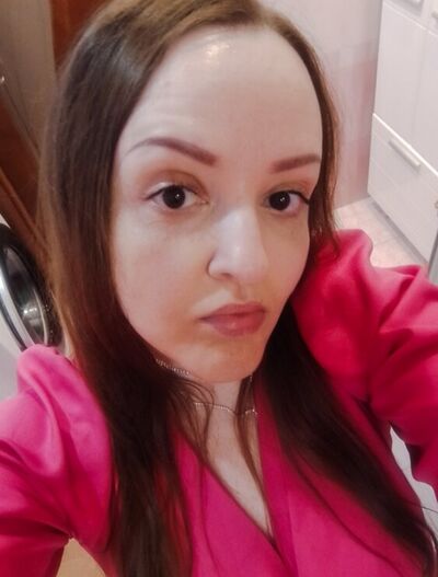  ,   Julia, 39 ,     , c 