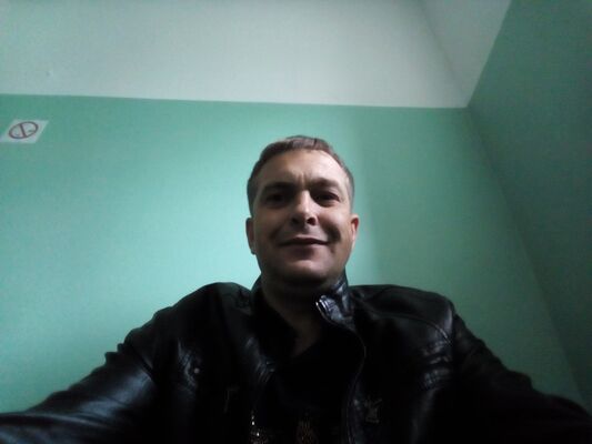  ,   Aleksander, 44 ,   ,   , c 