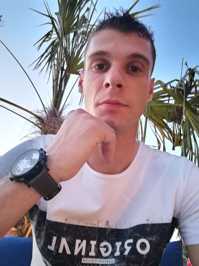  ,   Darko, 33 ,   ,   