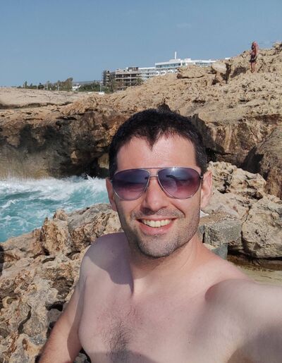  ,   Mike, 40 ,   ,   