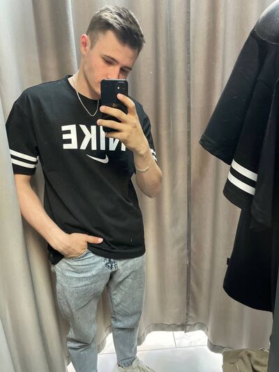  ,   Kirill, 23 ,   ,   