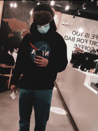  ,   Wollas, 25 ,   ,   