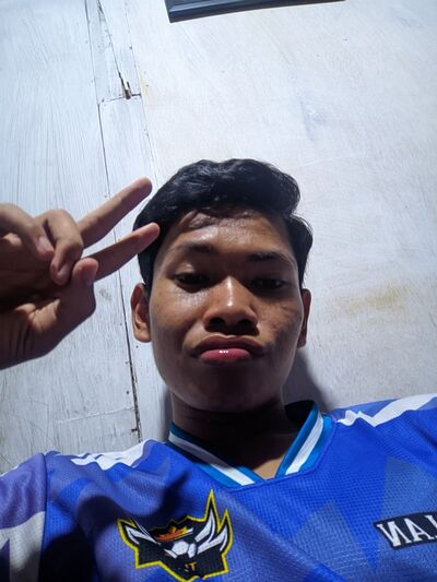  ,   Maxx, 22 ,   ,   