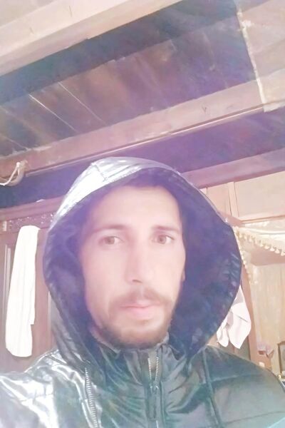  ,   AHMED, 35 ,   c 