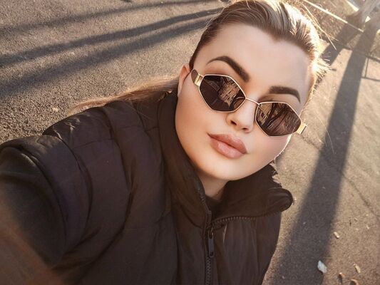  ,   Ilaria, 30 ,   ,   , c , 