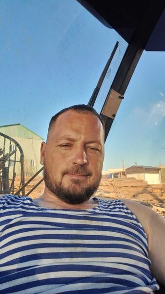 ,   Arkady, 41 ,   ,   