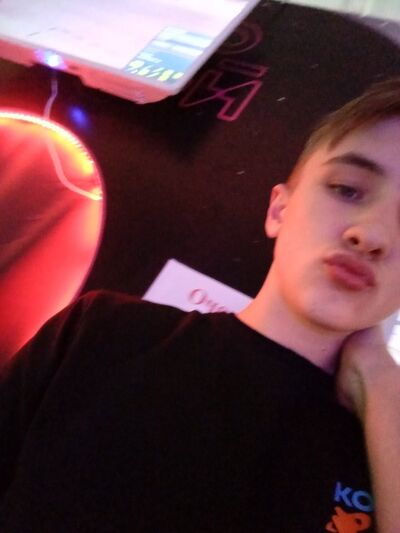  ,   Nik, 25 ,     , c 