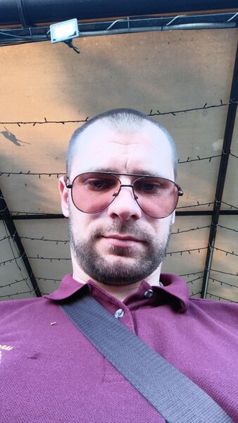  ,   Sasha, 39 ,   ,   