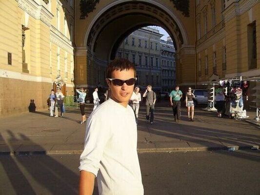  ,   Nik, 38 ,  