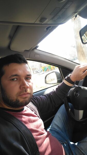  ,   Dzhon, 39 ,   ,   , c 