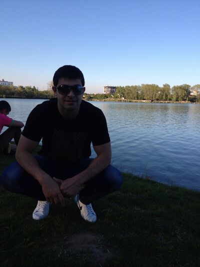  ,   Mario, 38 ,  