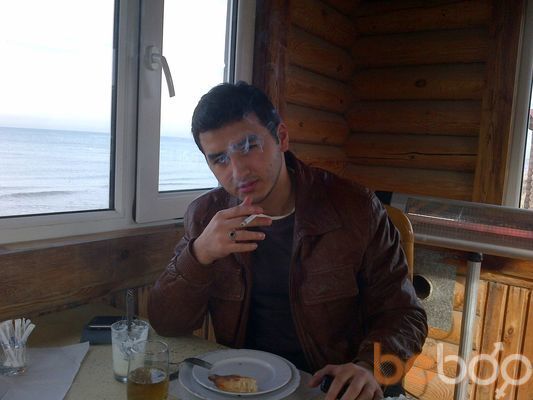  ,   Khan, 33 ,   ,   , c 