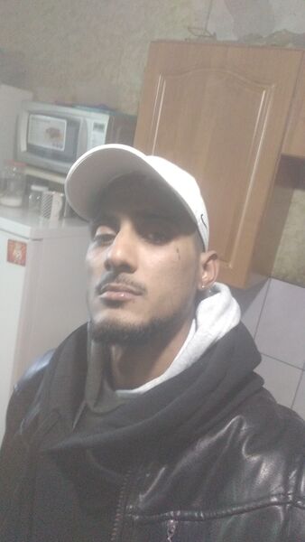  ,   Alberto, 33 ,   ,   