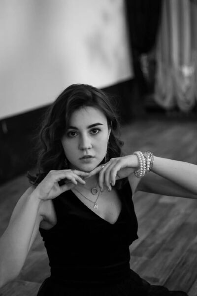  ,   Anna, 26 ,   ,   