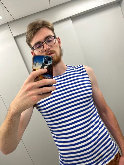  -,   ˸, 21 ,     , c 