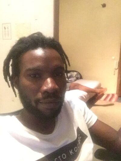  ,   Moha, 32 ,   ,   