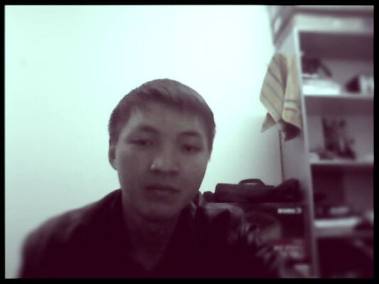 ,   Emil, 32 ,   ,   , c 