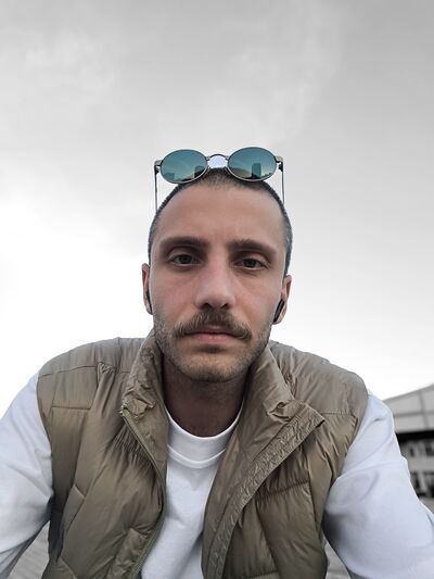  ,   David, 28 ,   ,   