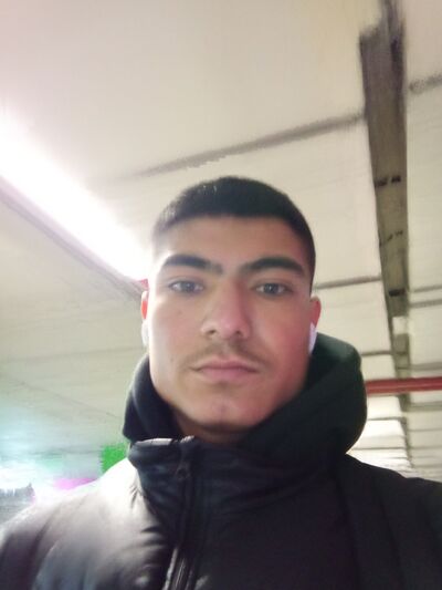  -,   Begzodbek, 25 ,   ,   , c 