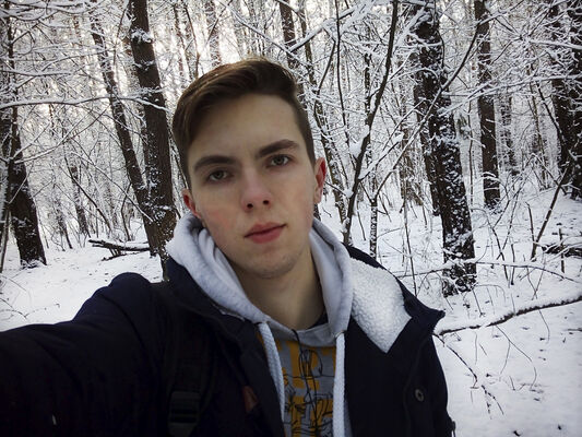 ,   Vlad, 26 ,   