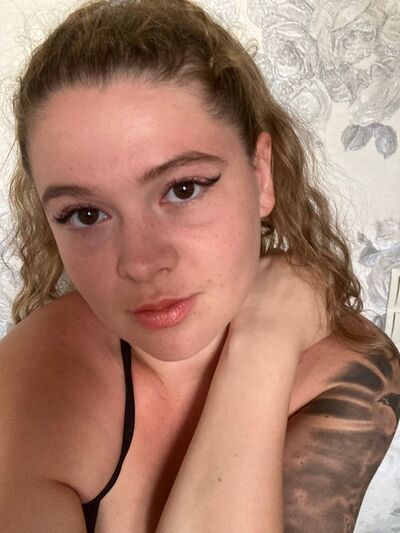  ,   Helena, 31 ,   ,   