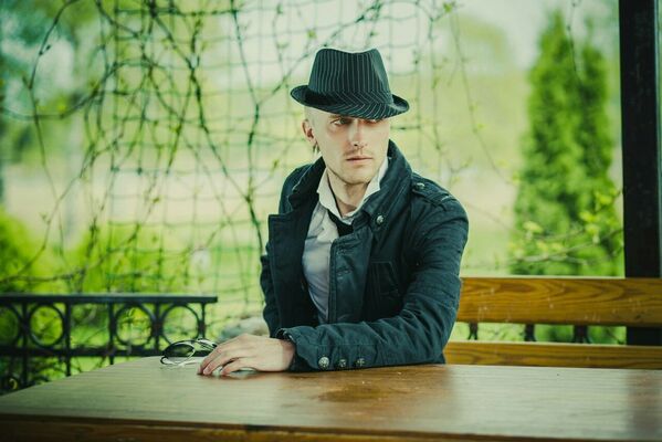  ,   Sergei, 36 ,   ,   , c , 