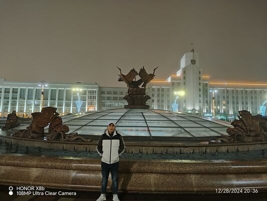  ,   Aman, 28 ,   ,   
