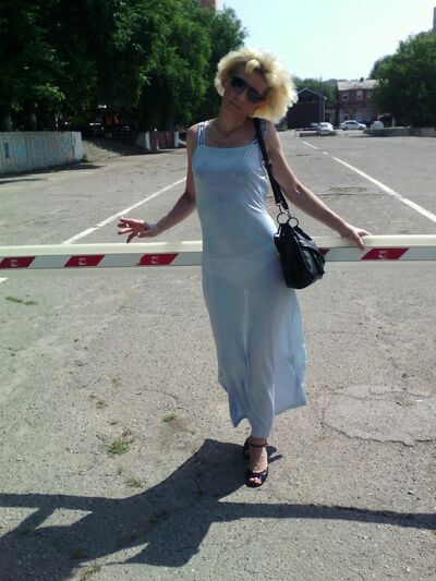  --,   Lana, 50 ,     , c 