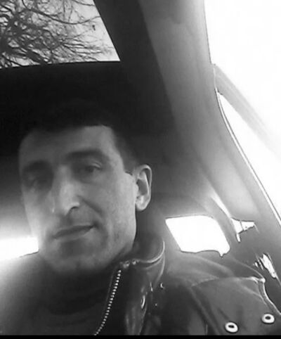  ,   Babken, 44 ,   ,   