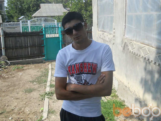  ,   Valentin, 33 ,   ,   , c 
