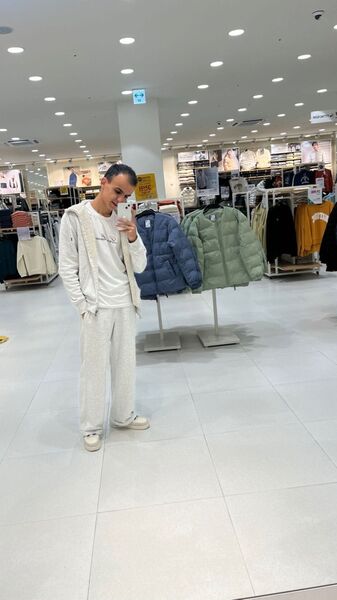  Iksan,   Komil, 25 ,   ,   