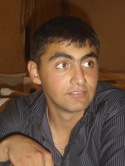  ,   Davo, 32 ,   