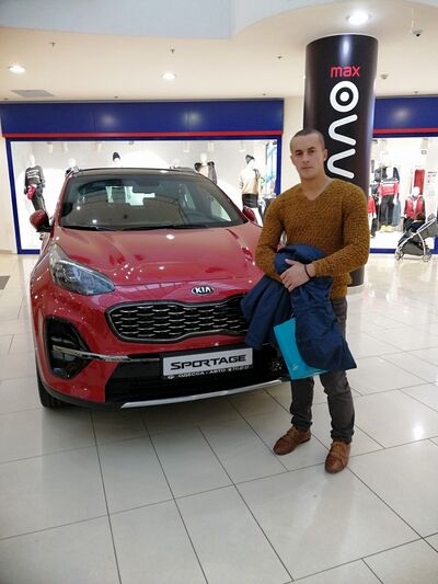  ,   Viktor, 38 ,   