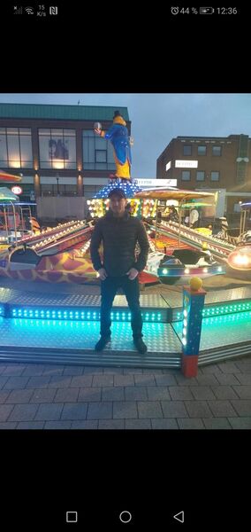  ,   Valerii, 35 ,   ,   , c 