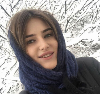  ,   Angelina, 28 ,   ,   