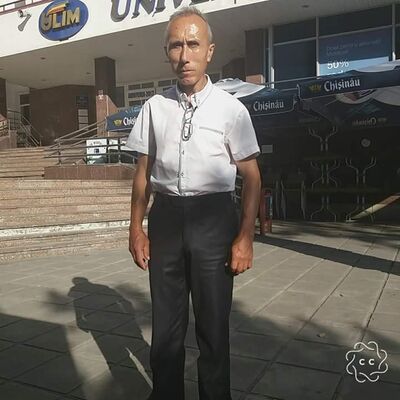  ,   Alex, 58 ,   
