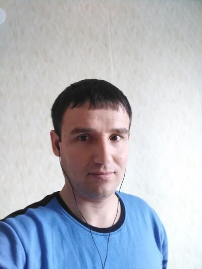  ,   Mansur, 40 ,  